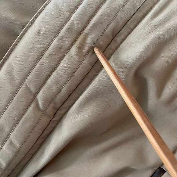 Long puffer down filled Canadian winter parka - Picture 11 of 16